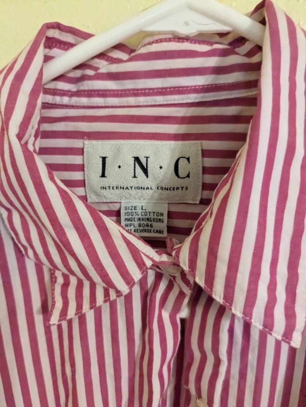Cute button down. - Picture 2 of 5